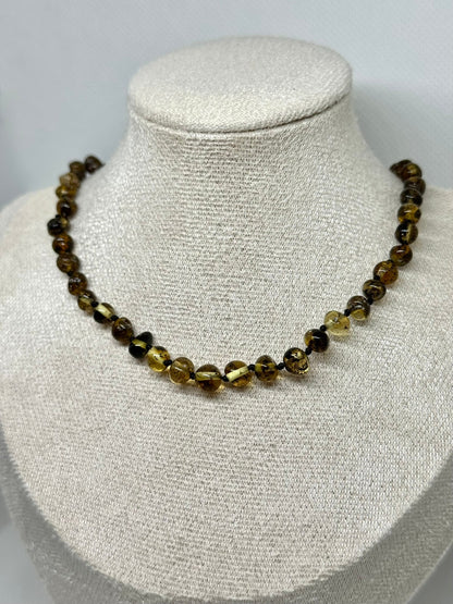 Kehribar Bebek Kolye - Yeşil (33 cm)