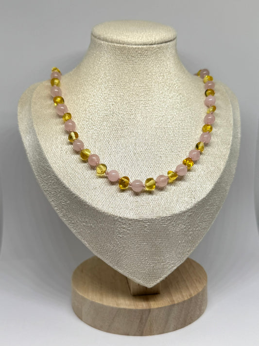 Kehribar ve Doğal Taş Kolye - Bal ve Gül Kuvars (45 cm)